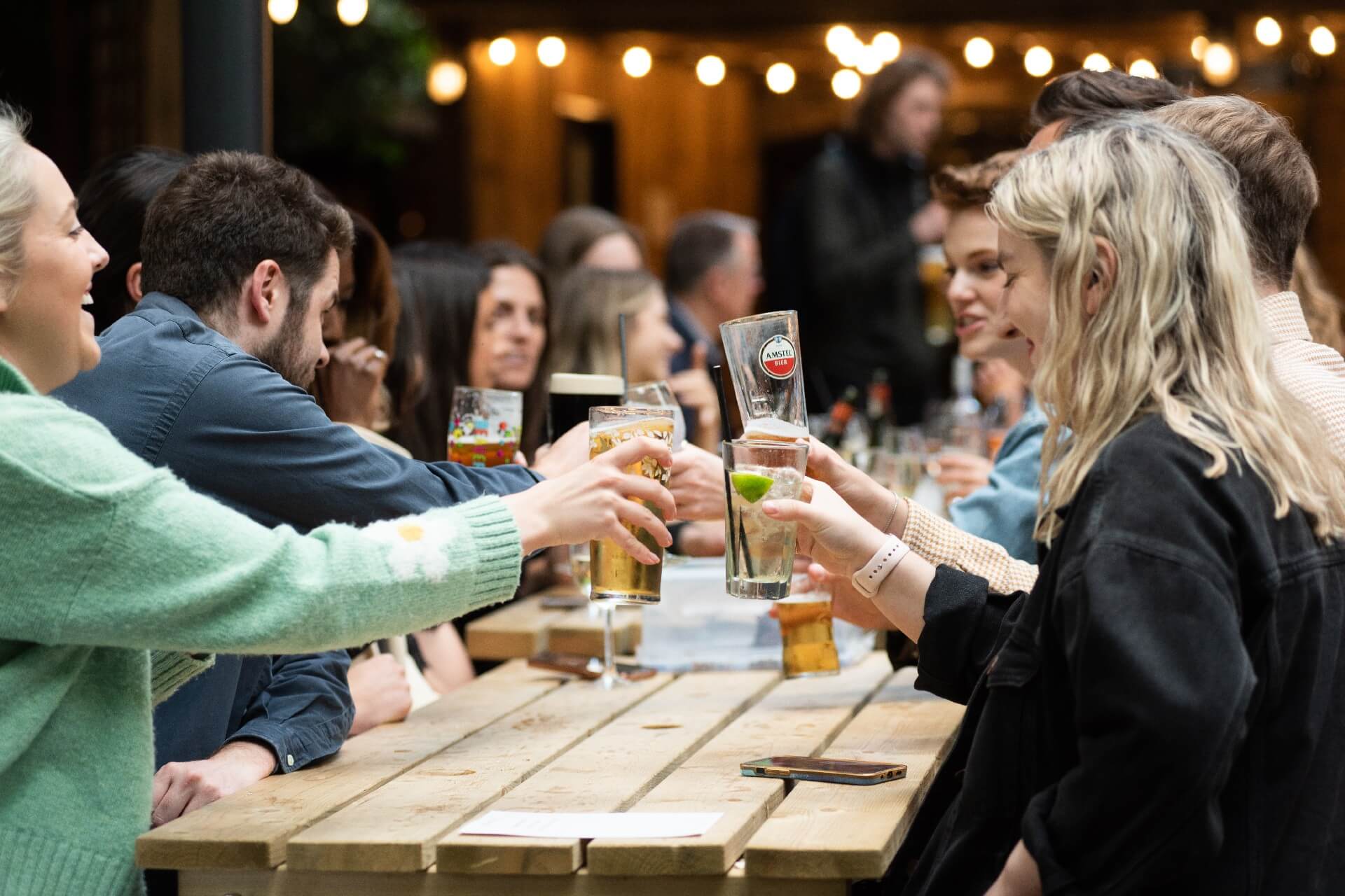 The Queen's Head Fuller's Pub and Restaurant in Brook Green